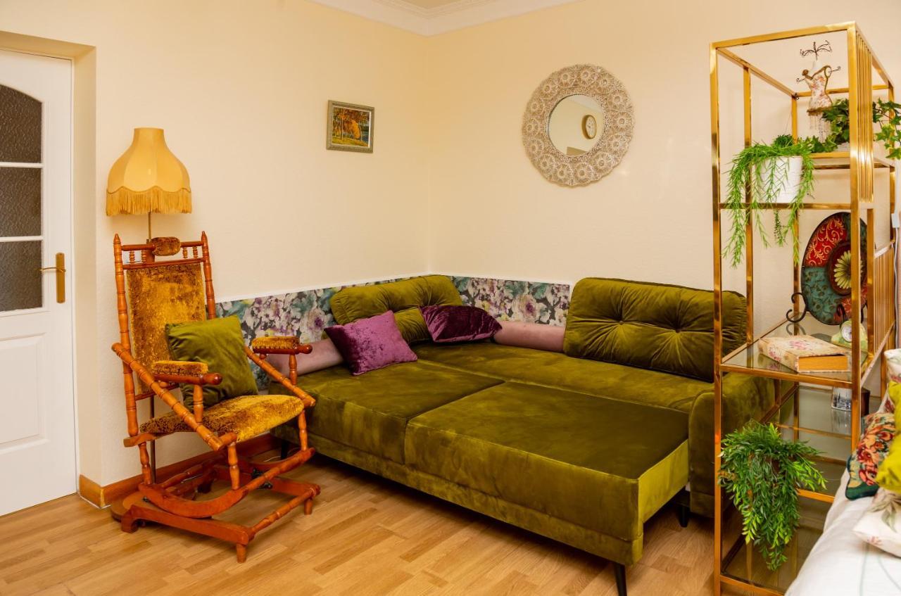 Appartamento La Boheme - The Magic Of Riga & Free Parking Esterno foto