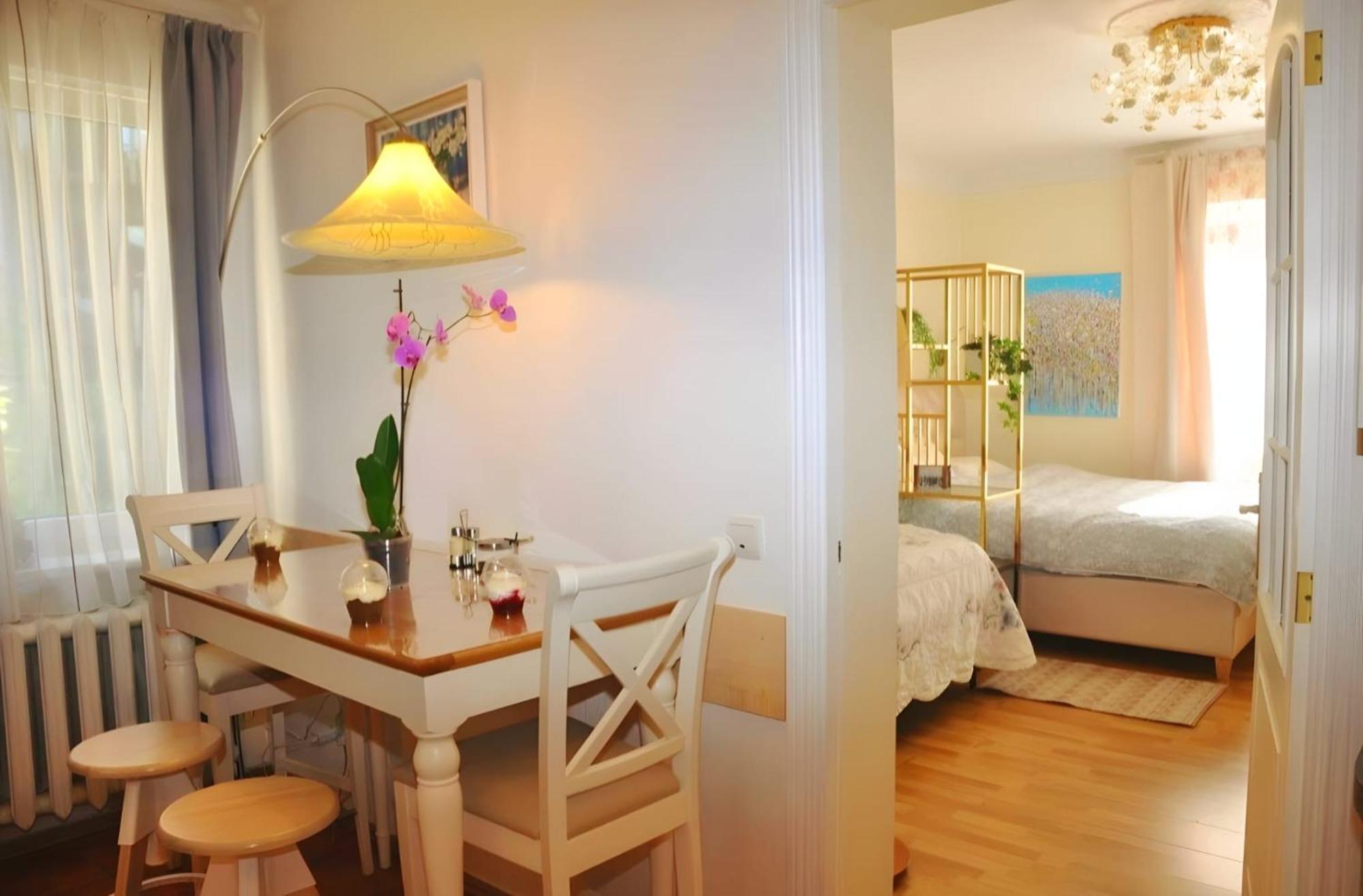 Appartamento La Boheme - The Magic Of Riga & Free Parking Esterno foto